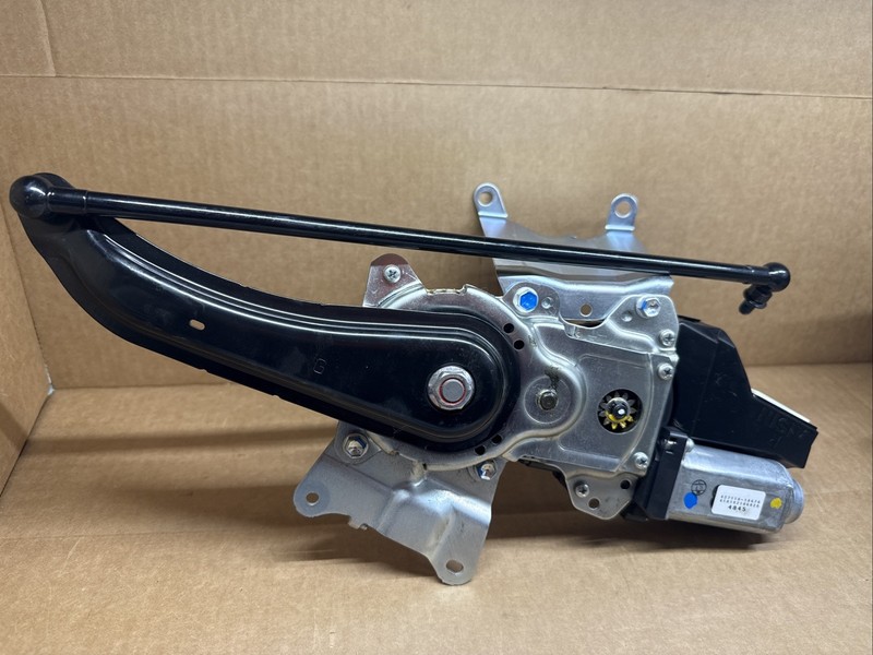 2012-2015 Mitsubishi Outlander Liftgate Tailgate Motor Power Lift Gate OEM