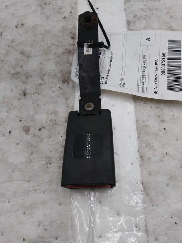 2008 Jeep Patriot Blue OEM Used Seat Belt 4DR 71K Miles Warranty Included