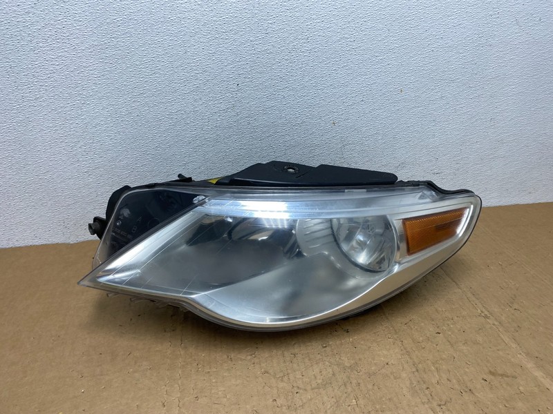 2009 - 2012 Volkswagen CC Left Driver Lh Side Headlight Halogen Oem AD1358 DW