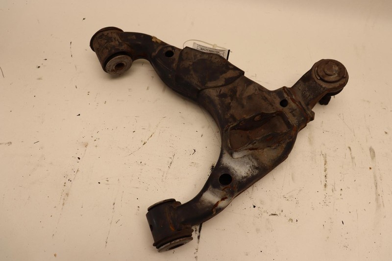 2016-2023 TOYOTA TACOMA FRONT LEFT DRIVER SUSPENSION LOWER CONTROL ARM OEM