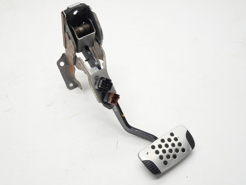 2003-2008 Nissan 350z Z33 AT A/T Automatic Transmission Brake Stop Pedal OEM