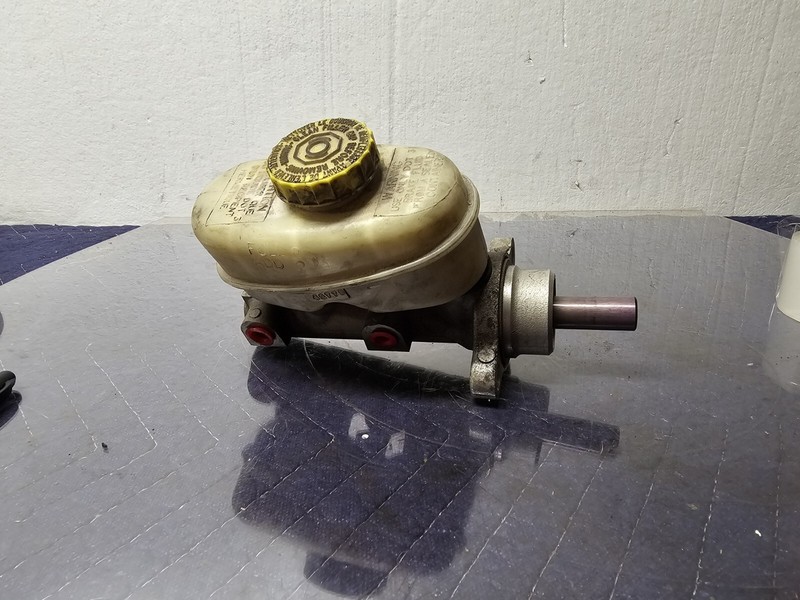 Brake Master Cylinder Fits 97-06 WRANGLER
