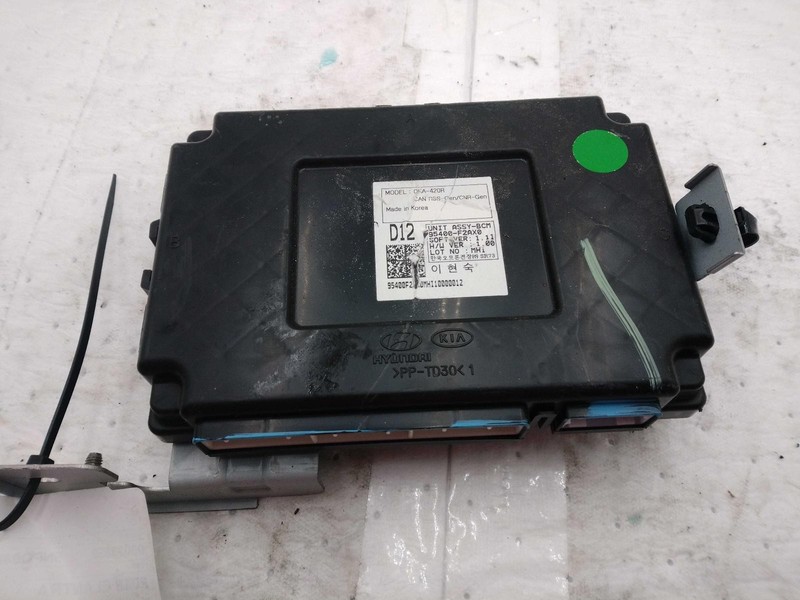 Used Body Control Module fits: 2018 Hyundai Elantra Body Control BCM RH center d