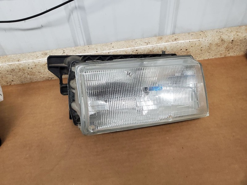 Passenger Right Headlight Fits 92-97 SEVILLE 291435