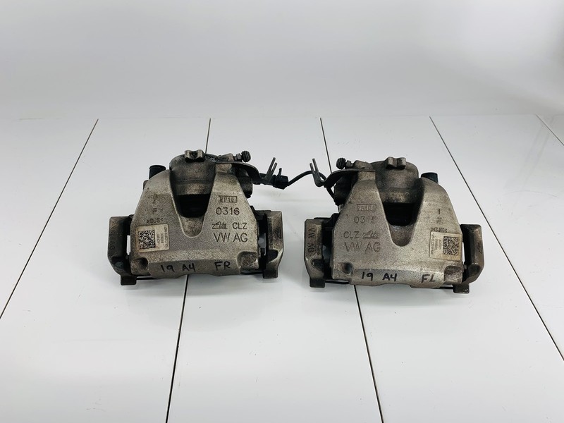 17-20 AUDI A4 B9 FWD FRONT RIGHT & LEFT SIDE ABS BRAKE CALIPER SET OF 2 OEM