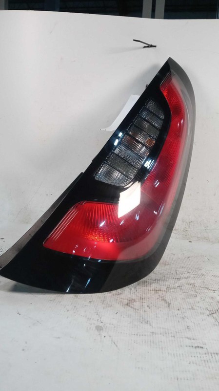 2019 KIA SOUL Right Tail Light Assembly Grey 66569 Used 77K Miles