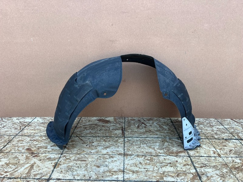 GENESIS GV70 2022-2025 OEM FRONT RIGHT PASSENGER INNER FENDER LINER SPLASH GUARD