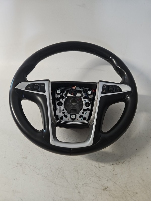 2010-2011 GMC Terrain Steering Wheel 20851308 OEM