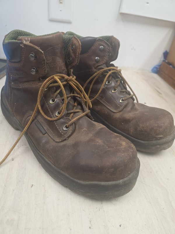 Red Wing MensASTM F 2413-05 M/1/75/C/75 Steel Toe Boot Size 13 Mens USED