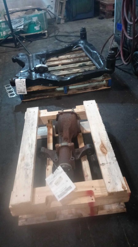 2015 Subaru XV Crosstrek Differential Carrier Assembly OEM 111K Miles Grey
