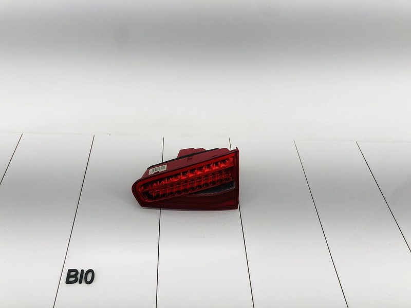 13-16 AUDI A4 QUATTRO 8K REAR RIGHT SIDE INNER TAIL LIGHT BRAKE STOP LAMP OEM