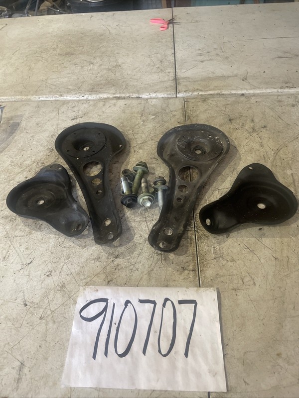 97-01 LEXUS ES300 ENGINE CRADLE SUBFRAME BRACE BRACKET MOUNT+ Bolts