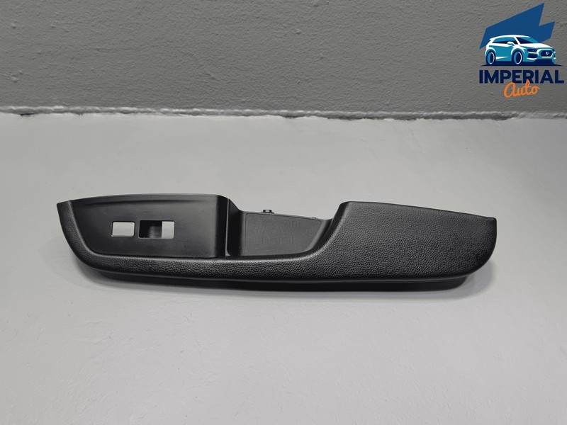 19-21 Honda Passport Front Right Passenger Door Armrest & Switch Bezel Panel OEM