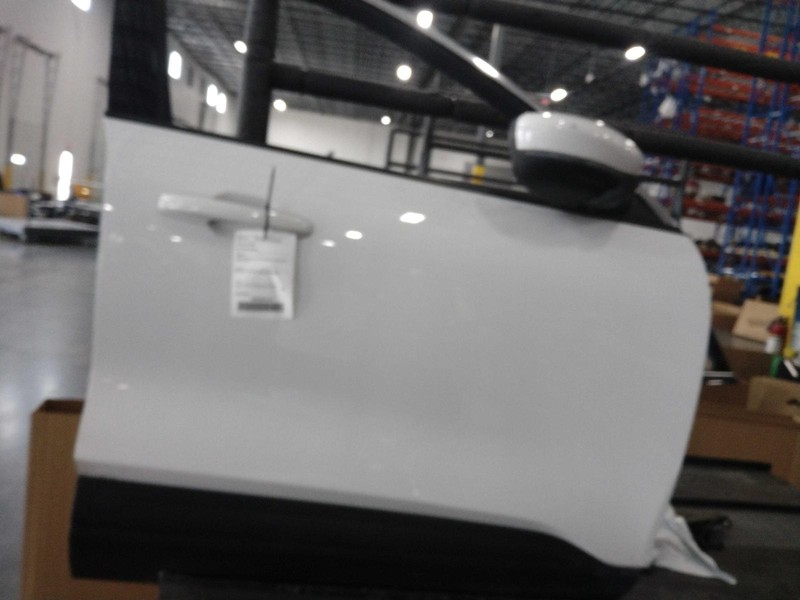 Ford Escape 2020 Right Front Door White LJ6Z 7820124-A 1033