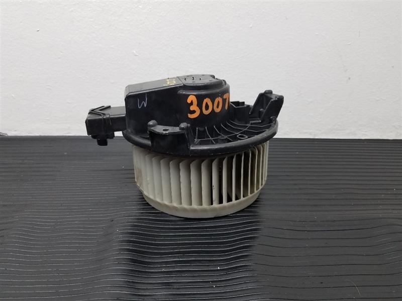 06-11 Buick Lucerne Heater Blower Motor OEM 25770668
