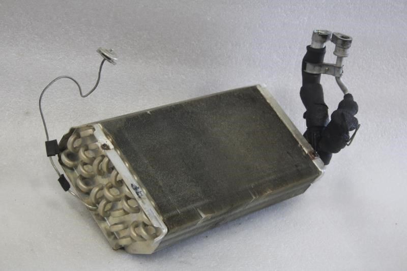 1985 PORSCHE 944 AIR CONDITION AC EVAPORATOR (VIN 5 13TH DIGIT)