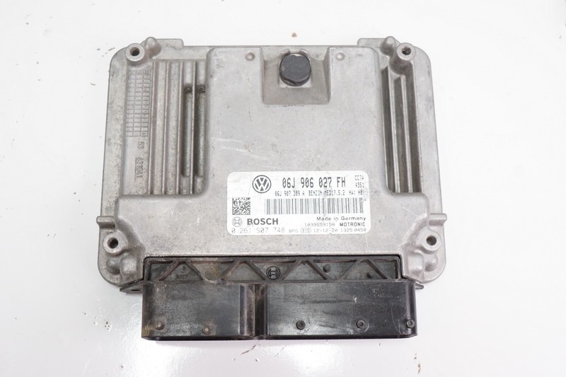 VOLKSWAGEN JETTAECM Engine Control Module Computer 2.0L M/T OEM 2013