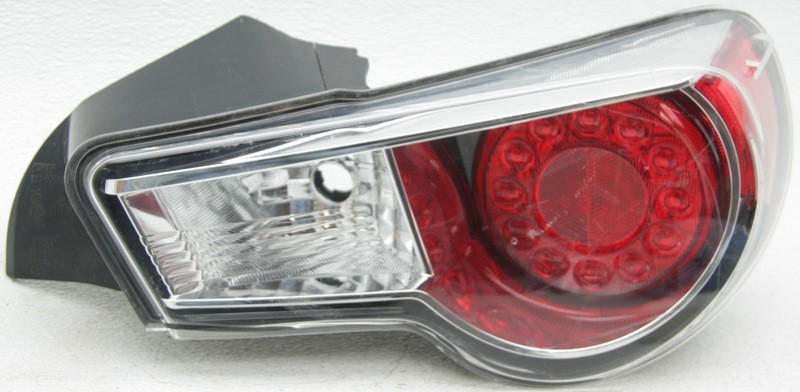 OEM Scion FR-S Subaru BR-Z Right Passenger Side Tail Lamp Peg Missing