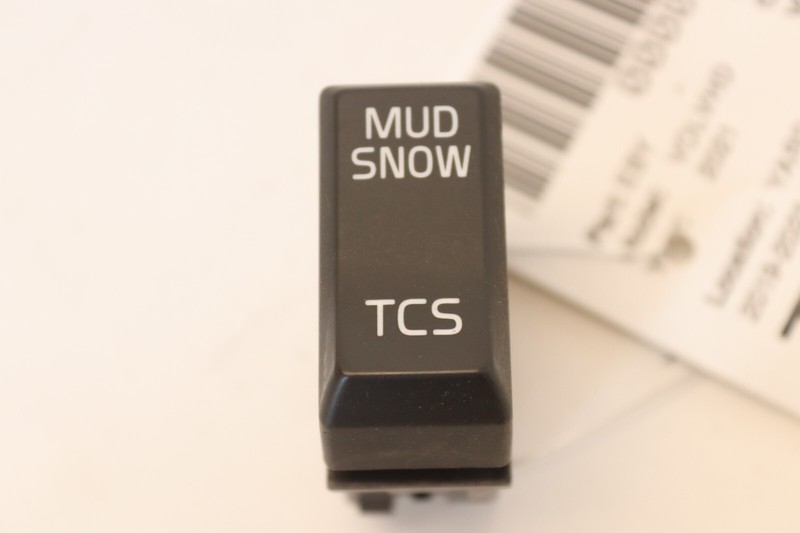 2019-2024 VOLVO VNL 760 FRONT DASH DASHBOARD MUD SNOW TCS SWITCH BUTTON OEM