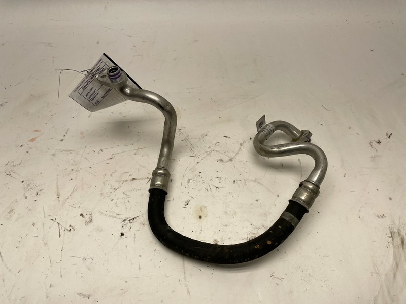 2018-2019 LAND RANGE ROVER VELAR L560 2.0L AC LINE HOSE A/C OEM