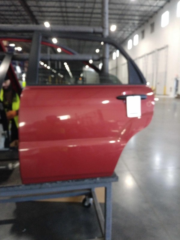 2008 KIA Sportage Left Rear Door Red 4DR SUV Good Condition No Rust Dings