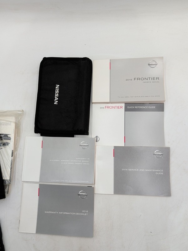 2016 Nissan Frontier S, SV, Desert Runner, PRO-4X, and SL Owner's Manual