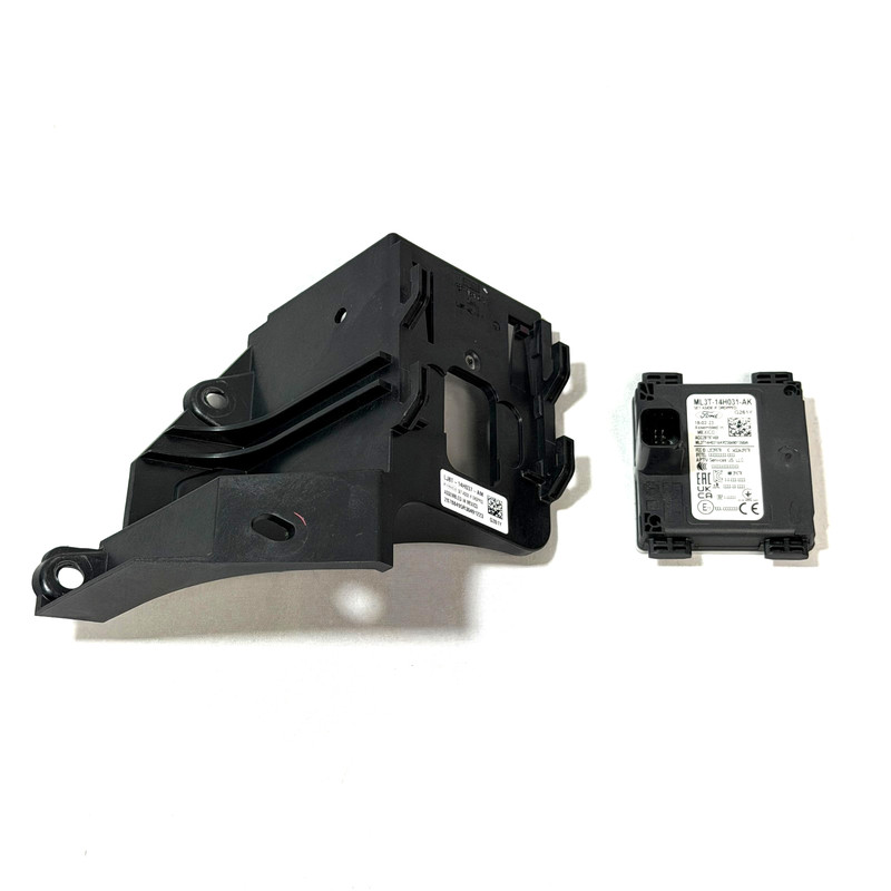 📌21-25 FORD MUSTANG MACH-E REAR RIGHT BLIND SPOT SENSOR MODULE LJ8T14H037AM OEM