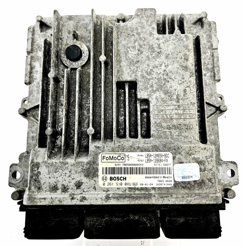 2020-24 Ford Explorer ECM Electronic Control Module W/o Hybrid Needs Programming