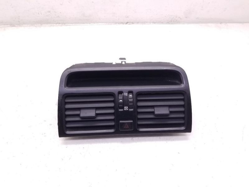 1995 LEXUS LS400 CENTER MOUNTED DASH VENT BEZEL