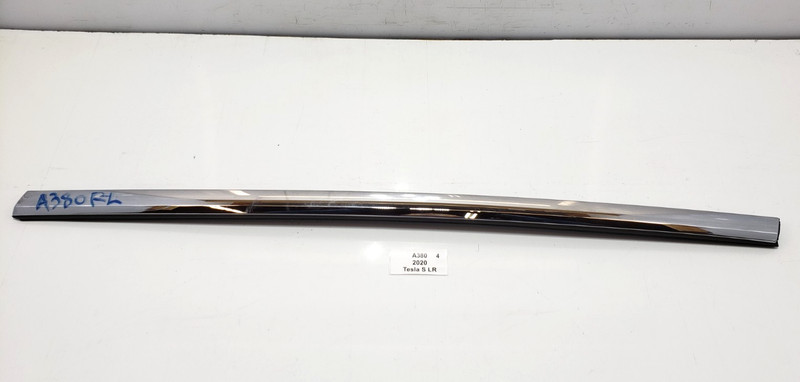 ✅ 12-20 OEM Tesla Model S Front Left Driver Door Outer Belt Molding Chrome