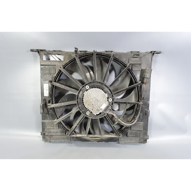 Damaged 16-20 BMW G30 5-Series G12 Factory Electric Radiator Cooling Fan 600 OEM