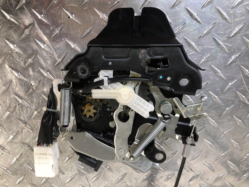 2007-2012 Lexus LS460 Decklid Trunk Actutator Tested Oem 07 08 09 10 11 12