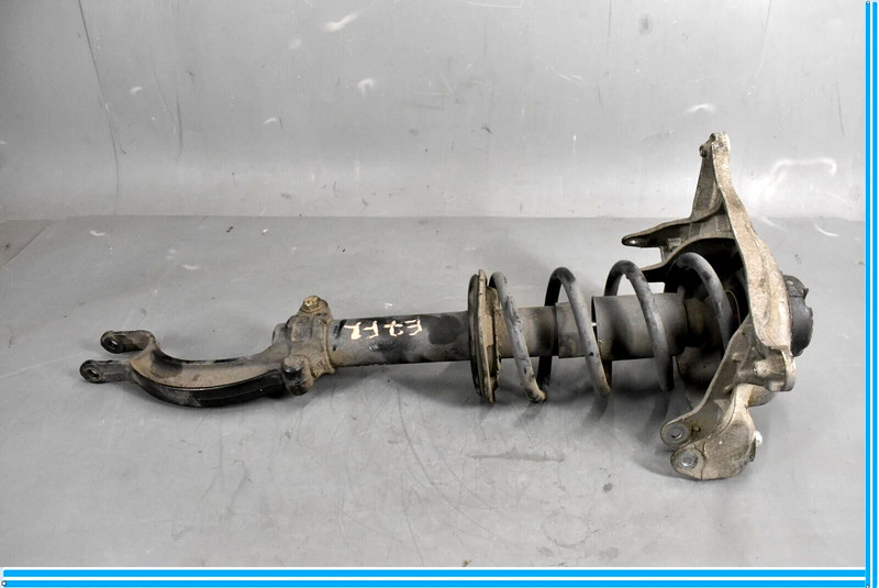 09-16 Audi A4 Front Right Passenger Side Shock Strut Absorber 8K0031CH OEM