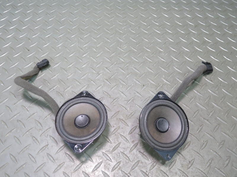 2006-2012 BENTLEY FLYING SPUR REAR LEFT & RIGHT SIDE DOOR AUDIO SPEAKER SET