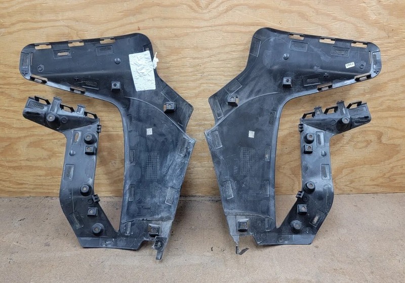 2021 2022 2023 2024 CHEVROLET TAHOE SUBURBAN Front Bumper Brackets LH & RH OEM *
