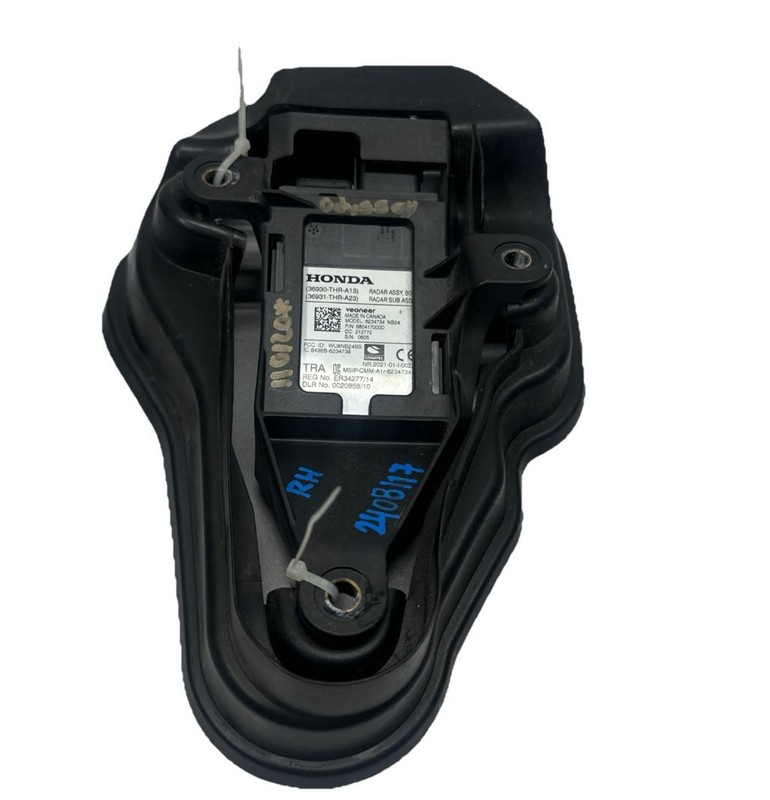 Honda Odyssey blind spot 21 24 alert sensor right side OEM 36930THRA13 w/racket