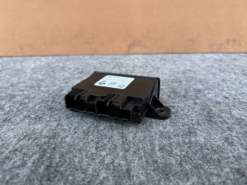 HYUNDAI IONIQ 5 2022-2025 OEM TRUNK LIFTGATE TAILGATE POWER CONTROL MODULE UNIT