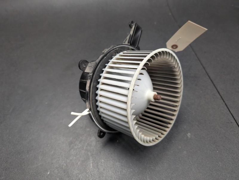 HVAC Blower Motor 2017 Mercedes Metris 0008304701 2016 2018 2019 2020 - 2023