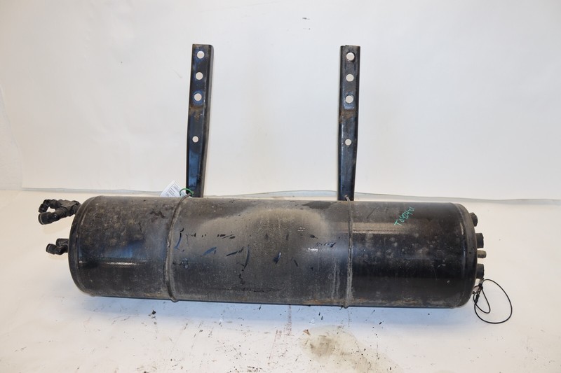 2008-2017 FREIGHTLINER CASCADIA 125 14.8L DD15 AIR SUSPENSION RESERVOIR TANK OEM