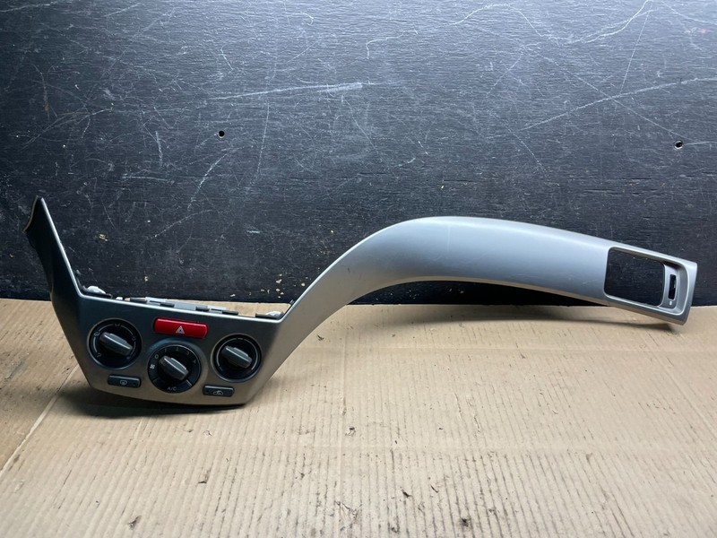 2008-2010 Subaru Impreza Dash Air Vent Climate Control Panel Bezel Trim X8673 DG