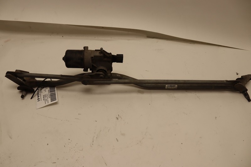 2018-24 FREIGHTLINER CASCADIA 126 FRONT WINDSHIELD WIPER MOTOR TRANSMISSION OEM