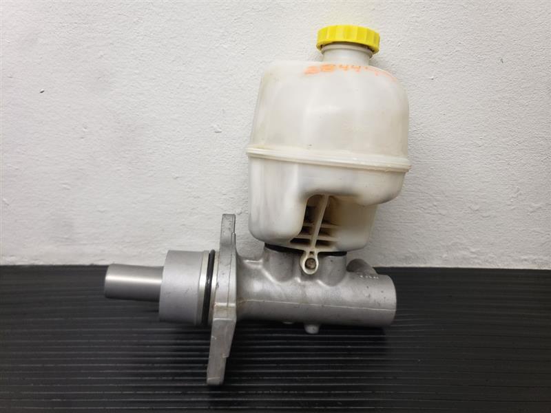 03-11 Dodge Ram2500 Brake Master Cylinder OEM 05080888AB