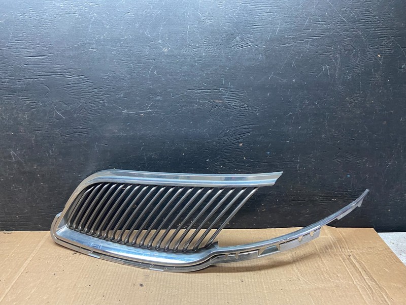 2013 to 2016 Lincoln MKT Left Driver LH Side Front Grill Grille OEM o3109 DG