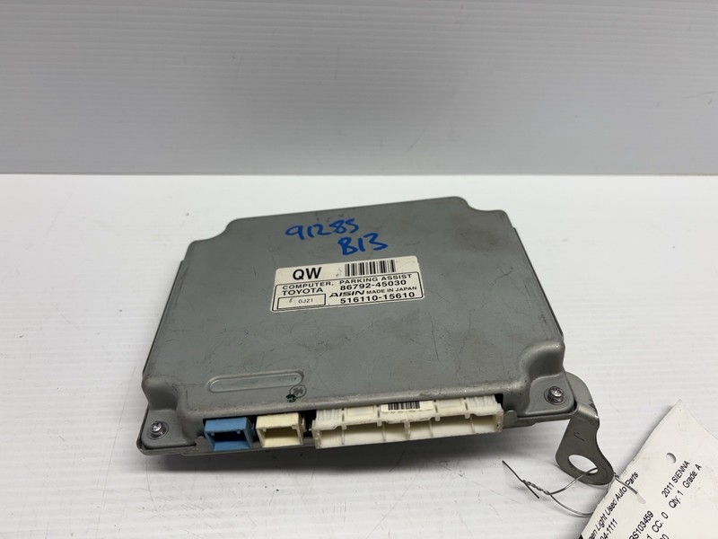 2011-2015 Toyota Sienna Parking Assist Computer Module OEM 86792-45030