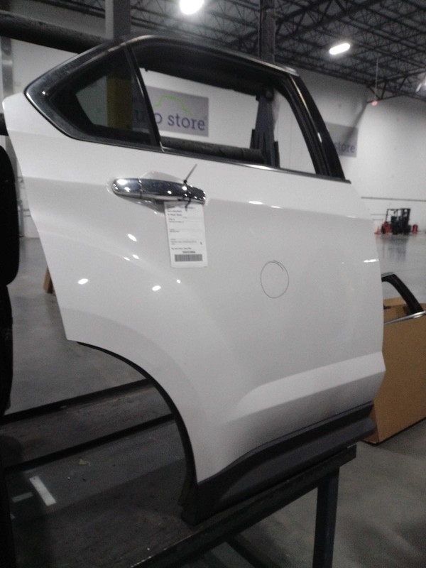 Chevrolet Equinox 2016 Right Rear Door White 87018 9898