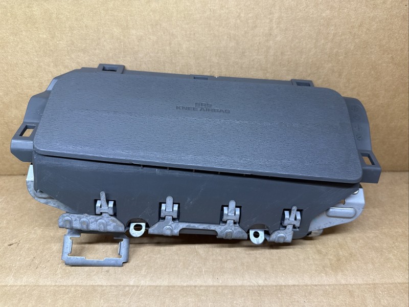 2015-2020 Toyota Sienna Front Left Side Driver Knee Lower Air Bag Airbag Gray