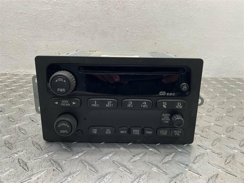 2003 CHEVROLET TRAILBLAZER AM/FM/CDx1 RADIO OPT UN0 OEM 15195521