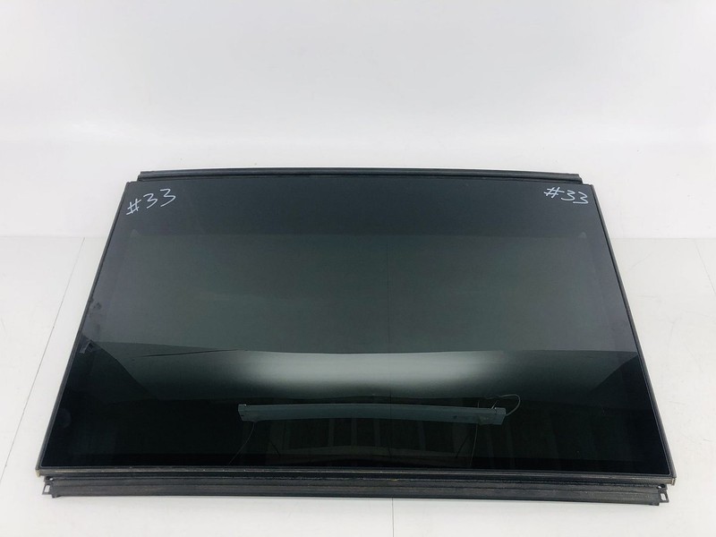 07-15 AUDI Q7 4L CENTER PANORAMIC ROOF SUNROOF MOONROOF GLASS OEM #33