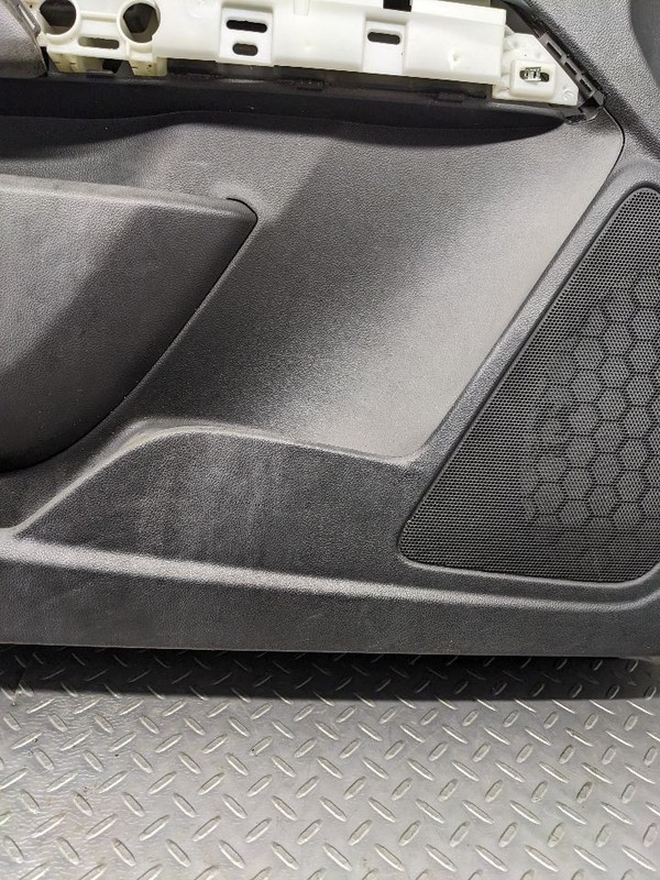 15-20 Canyon Black Left Front Interior Door Trim Panel Passenger Armres 1192537
