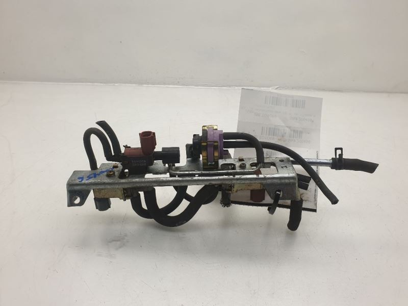98 99 Toyota Avalon Emission Control Valve Set 25701-20061